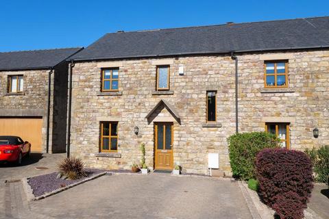 Brookholme Court, Lancaster, LA1 5TP 3 bed end of terrace house for sale