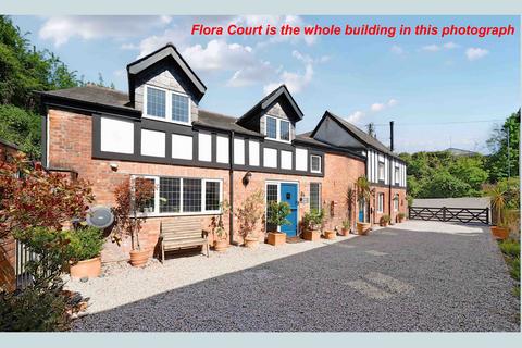 Wadebridge, Cornwall 5 bed detached house for sale