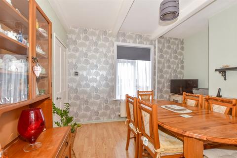 Spinney Lane, Canterbury CT3 3 bed terraced house for sale