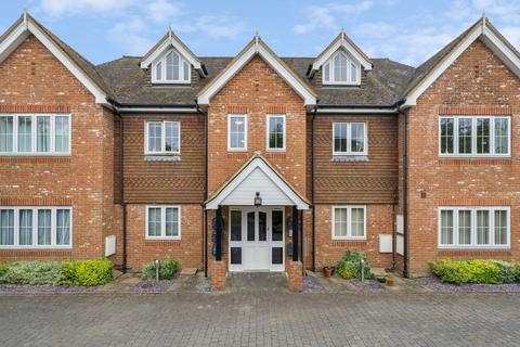 Cherry Tree Road, Cherry Tree Court... 2 bed flat for sale