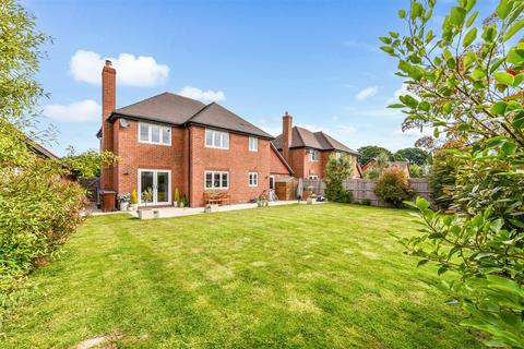 Summer Close, Aldingbourne 4 bed detached house for sale