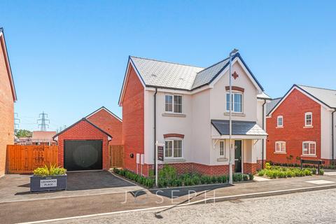 Bronze Barrow Way, Bramford, IP8 4 bed detached house for sale