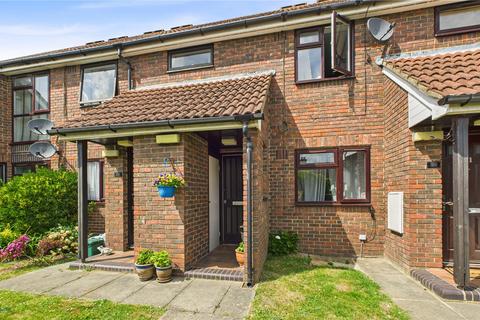 All Saints Road, Surrey GU18 1 bed maisonette for sale