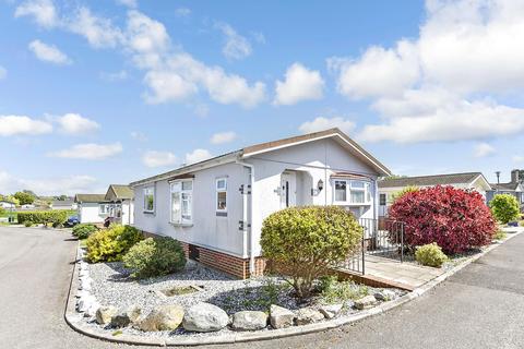 Willow Tree Farm, Willow Tree Farm... 2 bed park home for sale