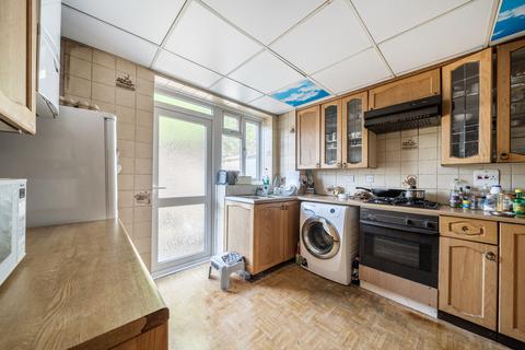 Robin Grove, Middlesex HA3 3 bed terraced house for sale