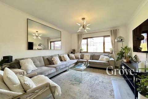 Reddal Hill Road, Cradley Heath 4 bed semi