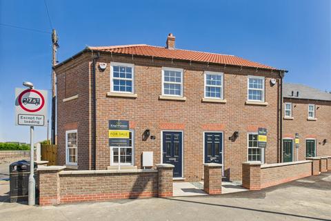 Lynn Road, Wisbech PE13 2 bed end of terrace house for sale