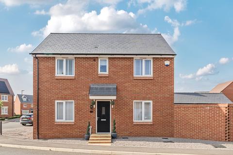 Plough Close, Gloucester GL3 3 bed detached house for sale