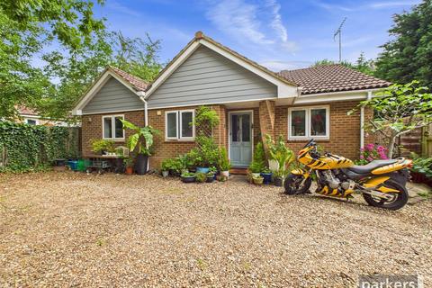 Micklands Road, Reading RG4 3 bed bungalow for sale