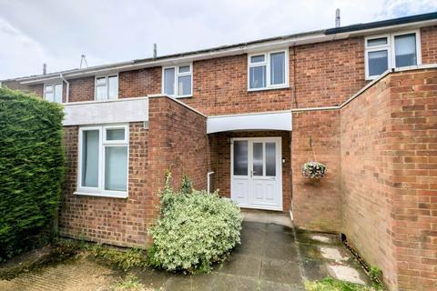Woodside Park, Bordon GU35 4 bed terraced house for sale