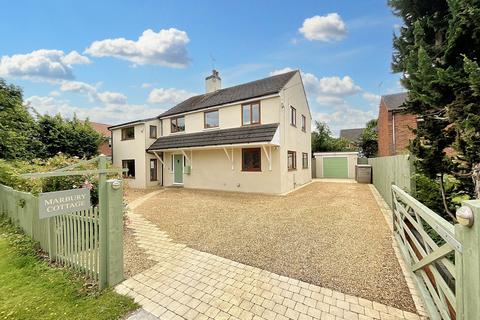 Wistaston Road, Willaston, CW5 5 bed detached house for sale