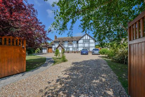 Molehill Road, Chestfield, Whitstable 4 bed detached house for sale