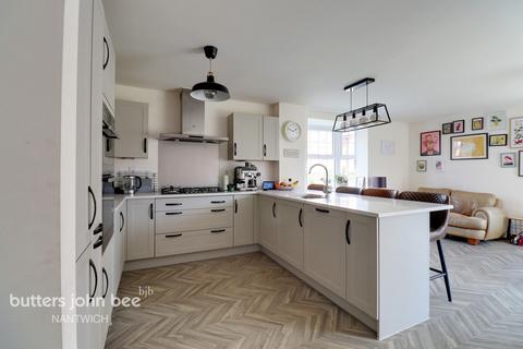 Thomas Fairfax Way, Nantwich 5 bed detached house for sale