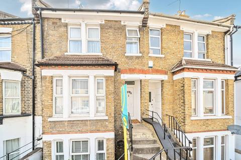Waverley Road, Woolwich, London, SE18 3 bed maisonette for sale