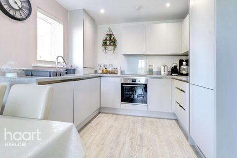 Quiet Lane, Harlow 1 bed flat for sale