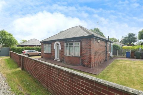 Plantation Avenue, Royston, Barnsley 2 bed detached bungalow for sale