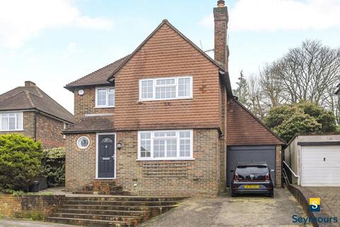 High View Road, Surrey GU2 3 bed detached house for sale