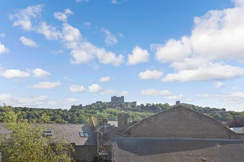 Queens Courtyard, Dover, Kent 2 bed duplex for sale
