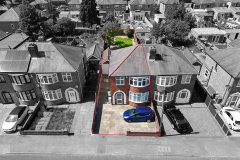 Narborough Road South, Leicester LE3 3 bed semi