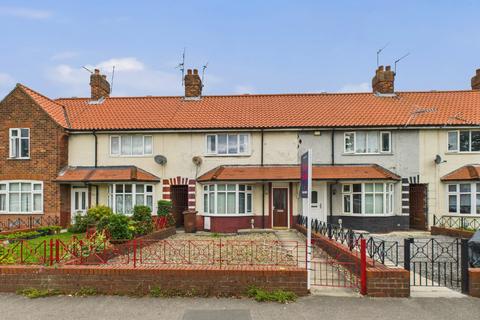 Greenwood Avenue, Hull, HU6 9RT 2 bed terraced house for sale