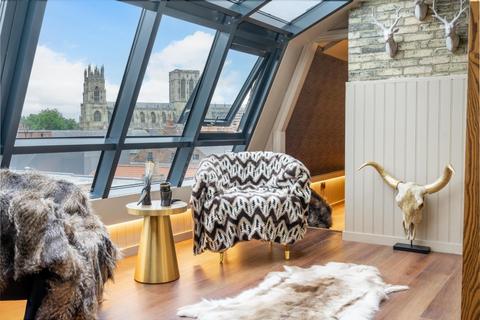 Coney Street, York 8 bed apartment for sale