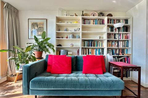 Fathom Court, Basin Approach, London... 2 bed apartment for sale