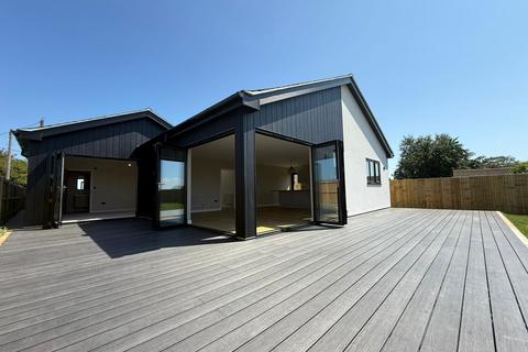 Laundry Road, Ramsgate CT12 3 bed detached bungalow for sale
