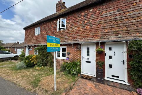 The Ridgeway, Ashford TN25 2 bed cottage for sale