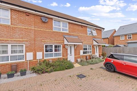 Parnell Close, Chichester 2 bed terraced house for sale