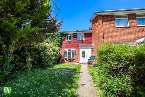 Frensham, West Cheshunt 3 bed terraced house for sale