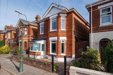 Hankinson Road, Bournemouth 3 bed detached house for sale