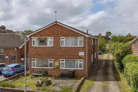 Rectory Gardens, Whitstable, Kent 1 bed flat for sale