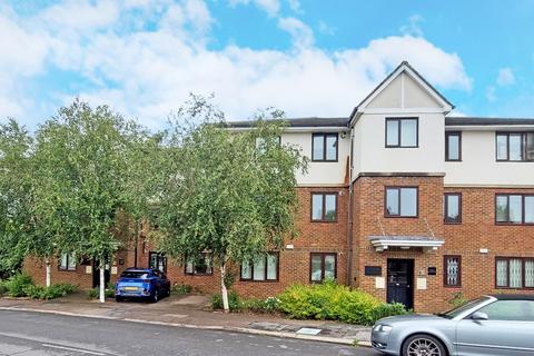 The Boltons, Harrow HA1 2 bed apartment for sale