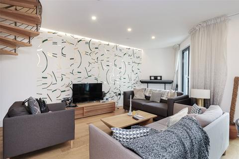 Commercial Road, Whitechapel, E1 3 bed apartment for sale