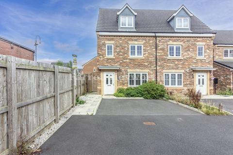 Mill Lane, Chorley PR7 4 bed house for sale