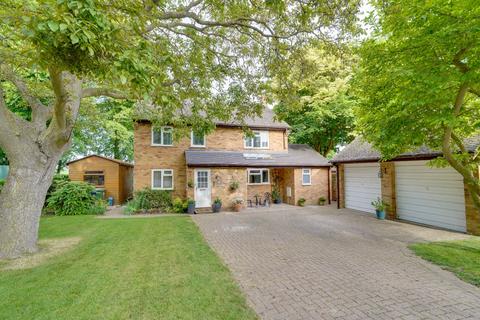 Spinney Field, Ellington, Huntingdon... 5 bed detached house for sale