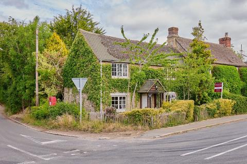 Bampton OX18 3 bed cottage for sale