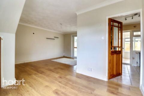 Gibbons Close, Newport 3 bed end of terrace house for sale