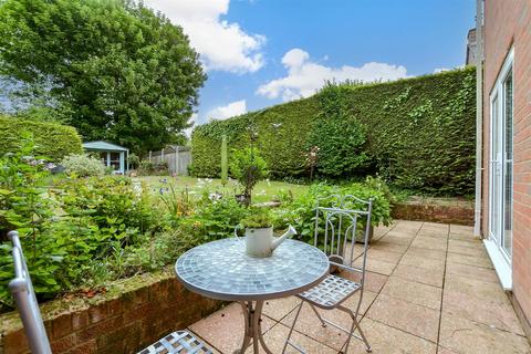 Church Hill, Shepherdswell, Dover, Kent 3 bed semi