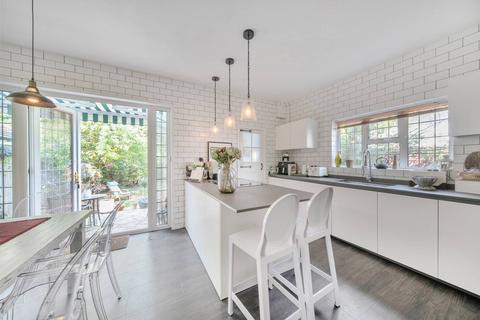 Whitgift Avenue, South Croydon, CR2 4 bed detached house for sale
