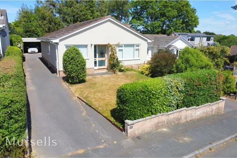 Dillons Gardens, Poole BH16 3 bed bungalow for sale