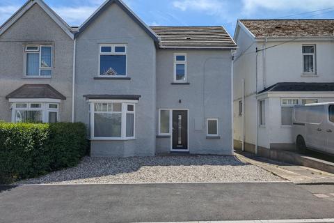 Gelli Deg, Llanelli, SA14 8RY 3 bed semi