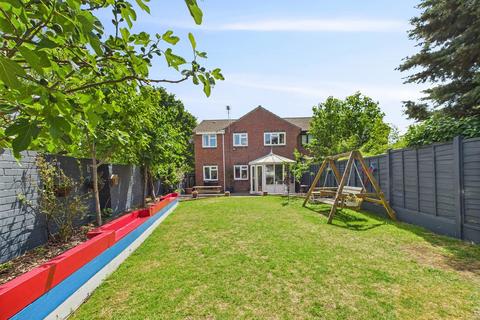 Rustic Close, Abbeydale, Gloucester 5 bed semi