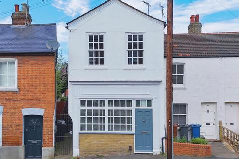 Middle Road, Harrow on the Hill 1 bed flat for sale