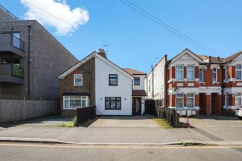 Roxborough Road, Harrow HA1 4 bed semi