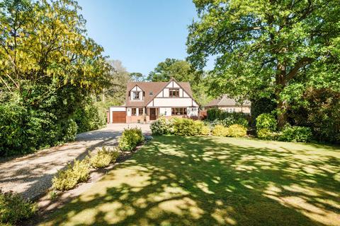 Reading Road, Wokingham RG40 4 bed detached house for sale