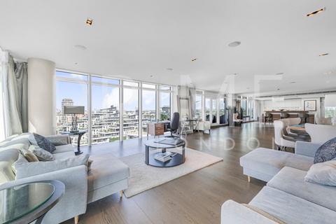 Ascensis Tower, Juniper Drive... 3 bed penthouse for sale