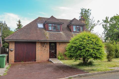 Gregory Walk, Sedlescombe, TN33 3 bed detached house for sale