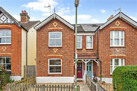 St. Leonards Road, Winchester... 3 bed semi