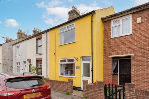 Harold Road, Lowestoft 3 bed terraced house for sale